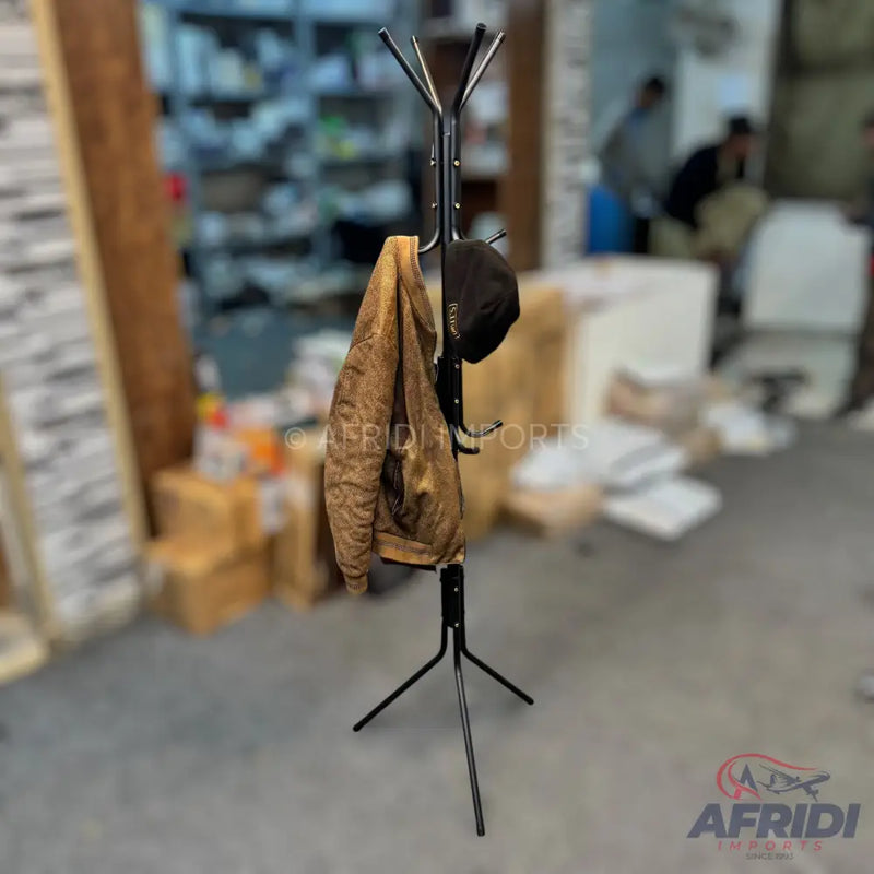 12 Hocks Metal Standing Rack
