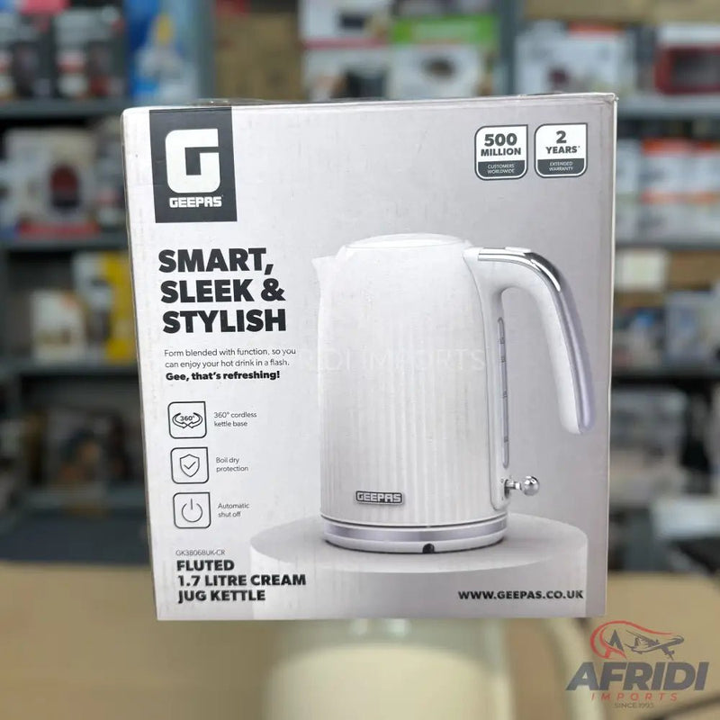 Geepas Smart & Sleek 1.7L Kettle GK38068UK - CR || Original Product + 2 - Year Local Warranty - Afridi Imports