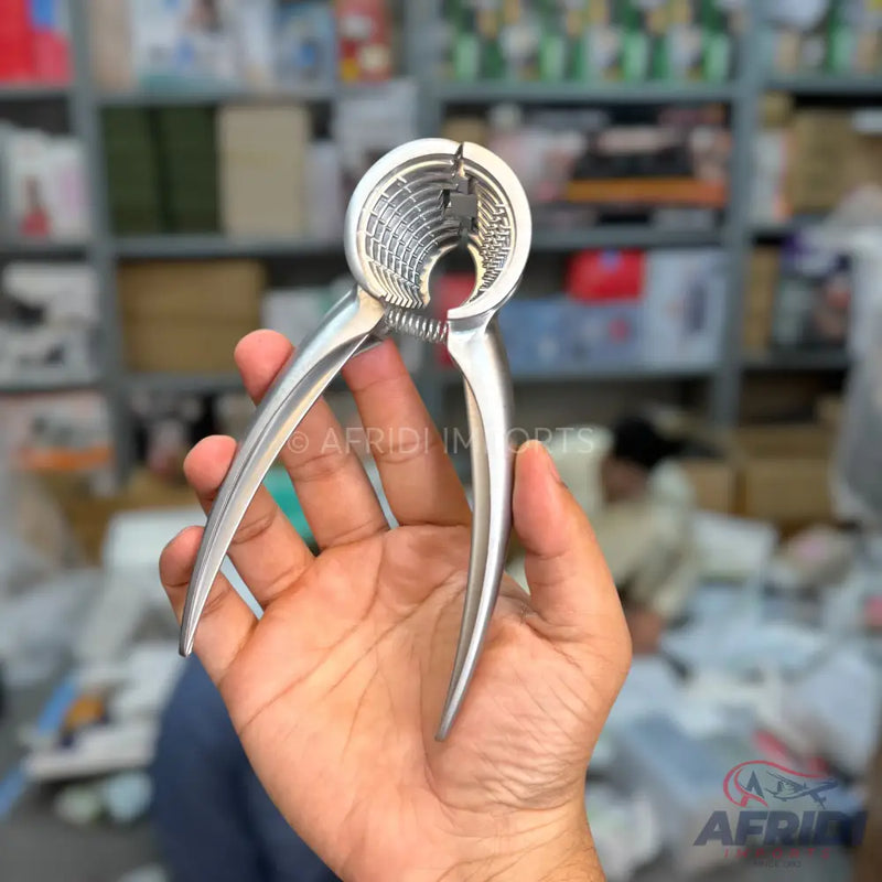 AZ Walnut Nut Clip