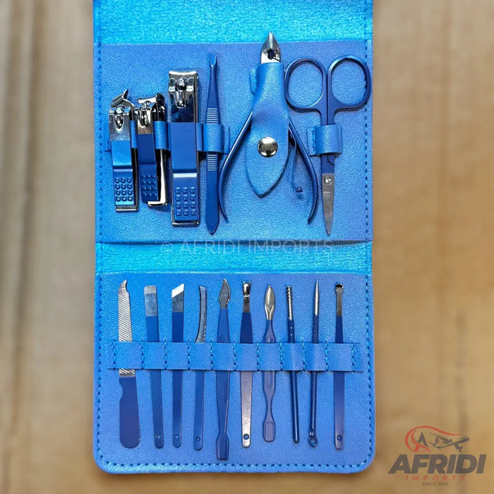 16 Piece Personal Hygiene Manicure Kit