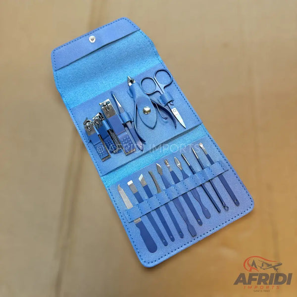16 Piece Personal Hygiene Manicure Kit