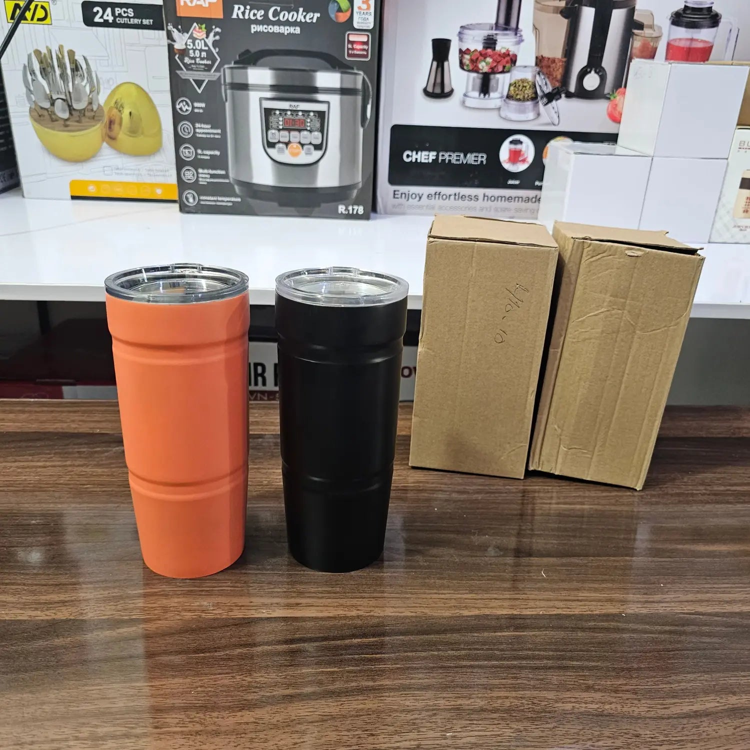 Lot Imported 700ml Tumblers in orange and black with clear lids for hot and cold drinks