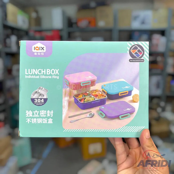 750ml Smile Lunch Box - Random Color