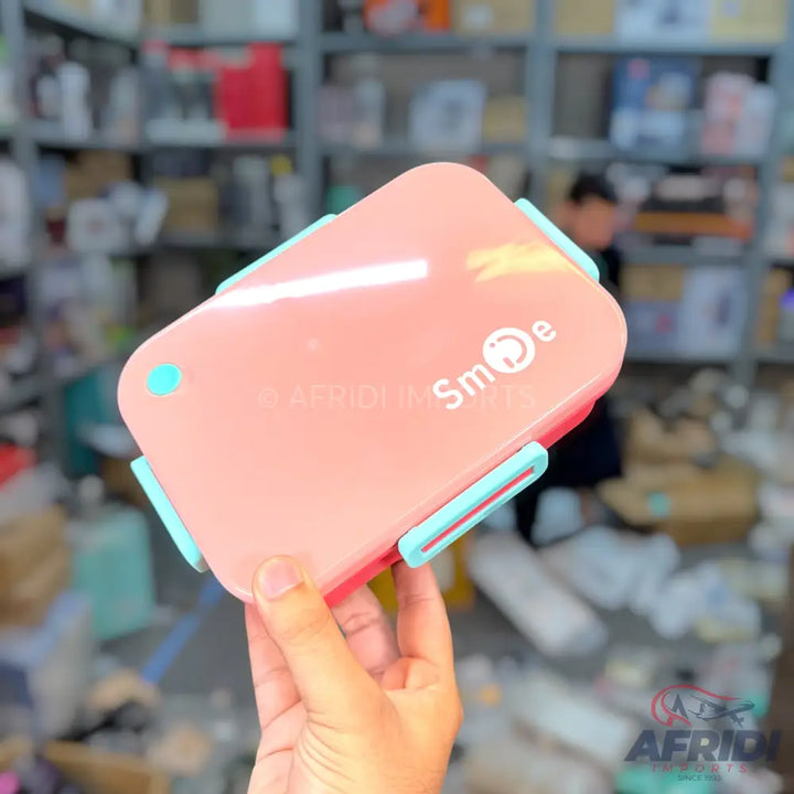 750ml Smile Lunch Box - Random Color