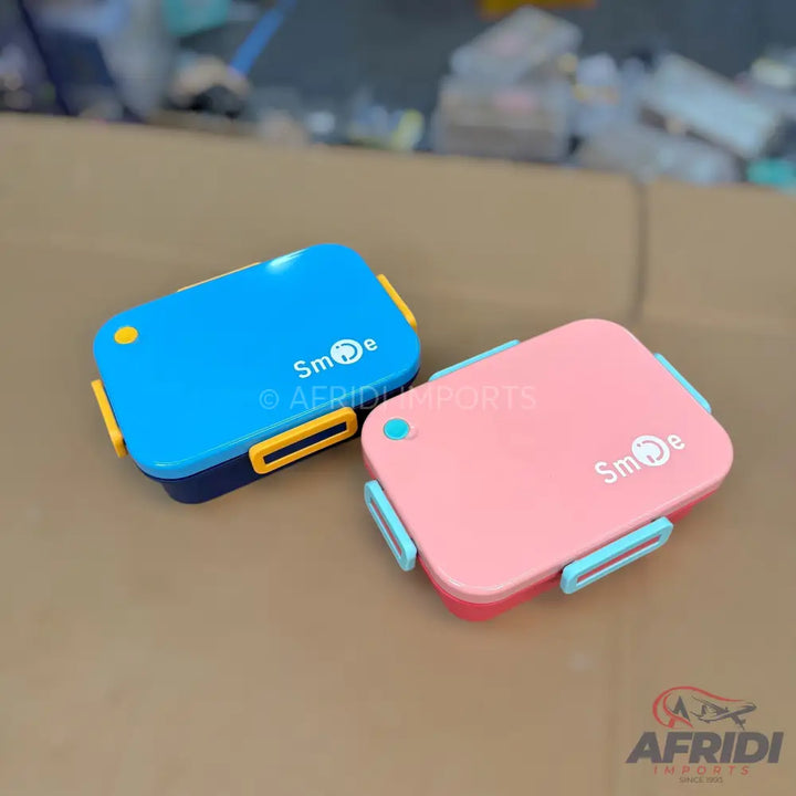 750ml Smile Lunch Box - Random Color
