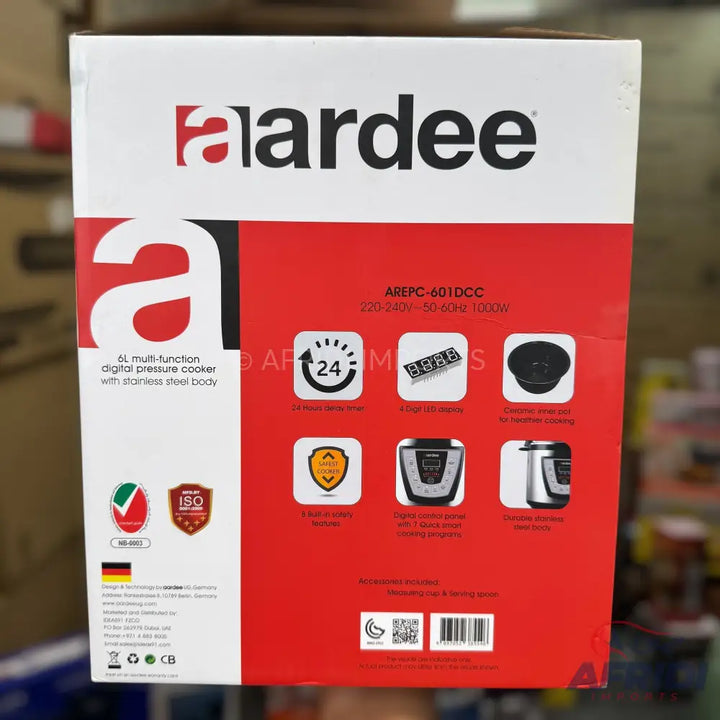 Box for a 5-liter multi-function digital pressure cooker with a stainless steel body.