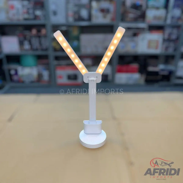 C80 Adjustable Study Lamp Lot Imported