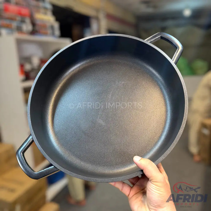 Castey 15 inch Die Cast Pan