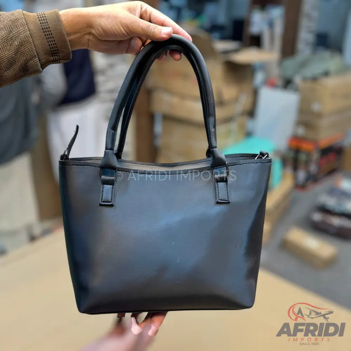 Ladies Shoulder Bag - Black