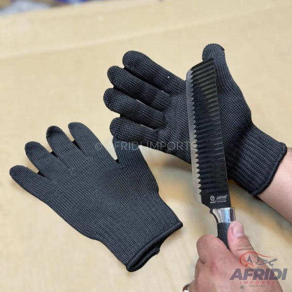 Cut-resistant gloves and a serrated knife.