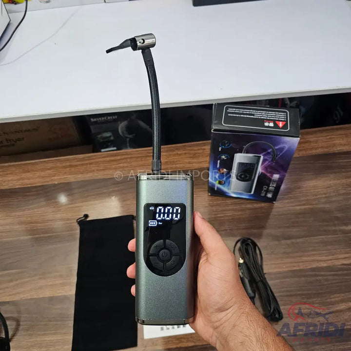Lot Imported Rechargeable Wireless Air Pump and Powerbank