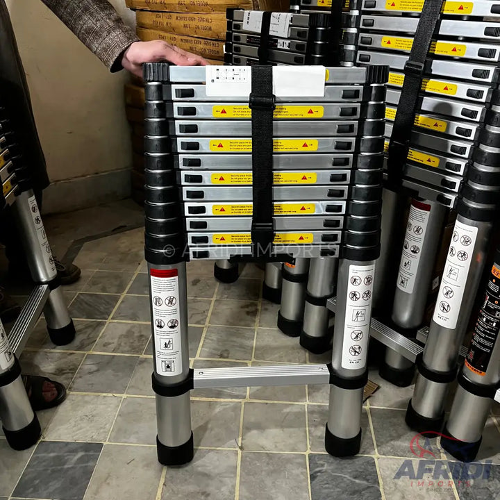 Lot Imported Telescopic Ladder 3.8M