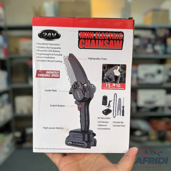 Box for a 24V mini electric chainsaw with key features and included accessories listed.