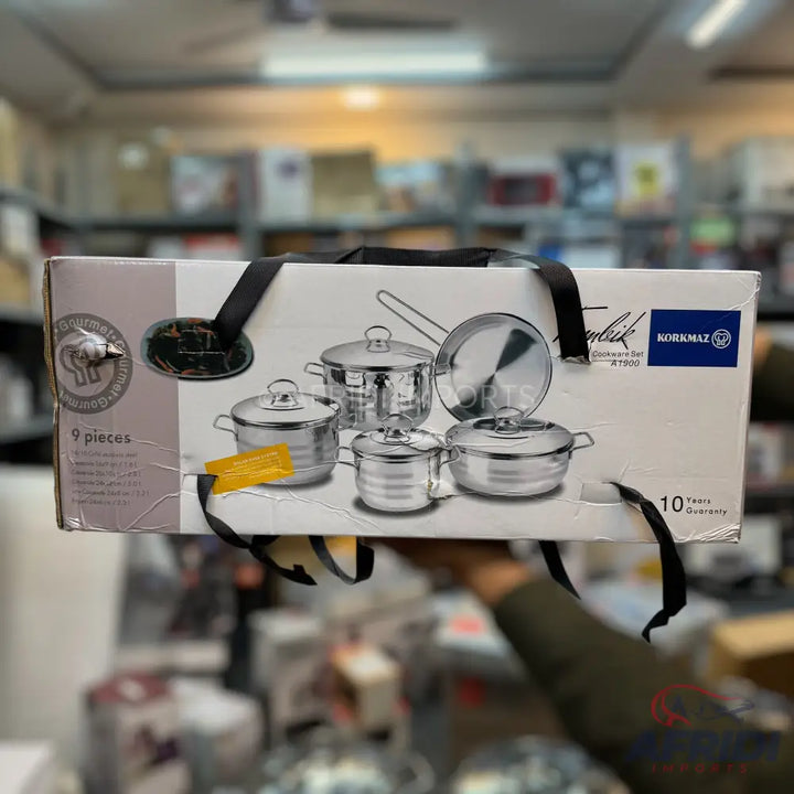 Stainless steel 9-piece cookware set.