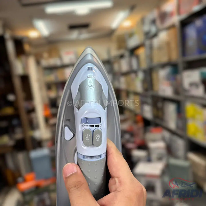 Uakeen Steam Iron German Lot