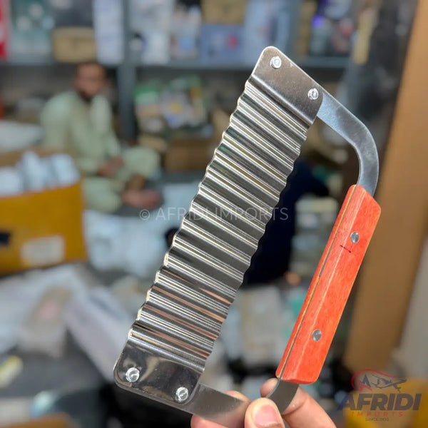 Wooden Handle Wave Knife