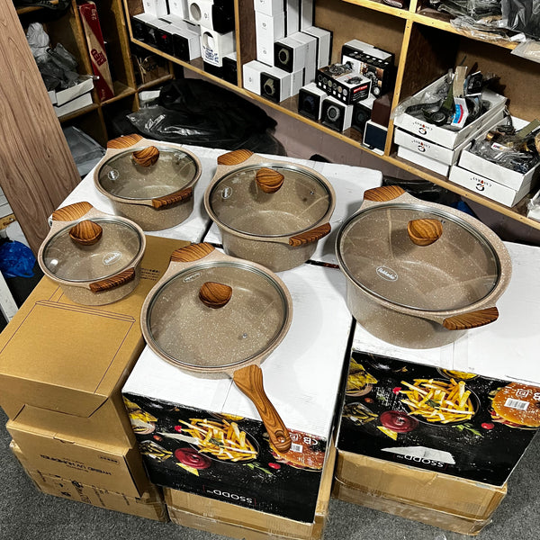 German Lot Imported Bakhshie 5 piece wooden Handle cookware set